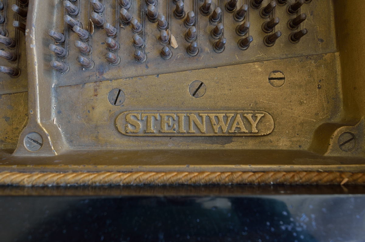 Steinway_011.JPG